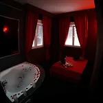 Hotel Rosa De Pasion *