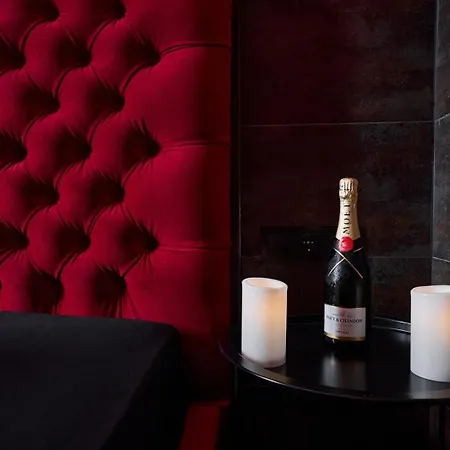 Rosa De Pasion 酒店 *